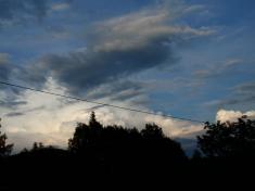 Mohutný vyvinutý cumulonimbus (bourkovy oblak), jenž přinesl do&nbsp;Beskyd 14.&nbsp;7. 2014&nbsp;bleskovou povodeň